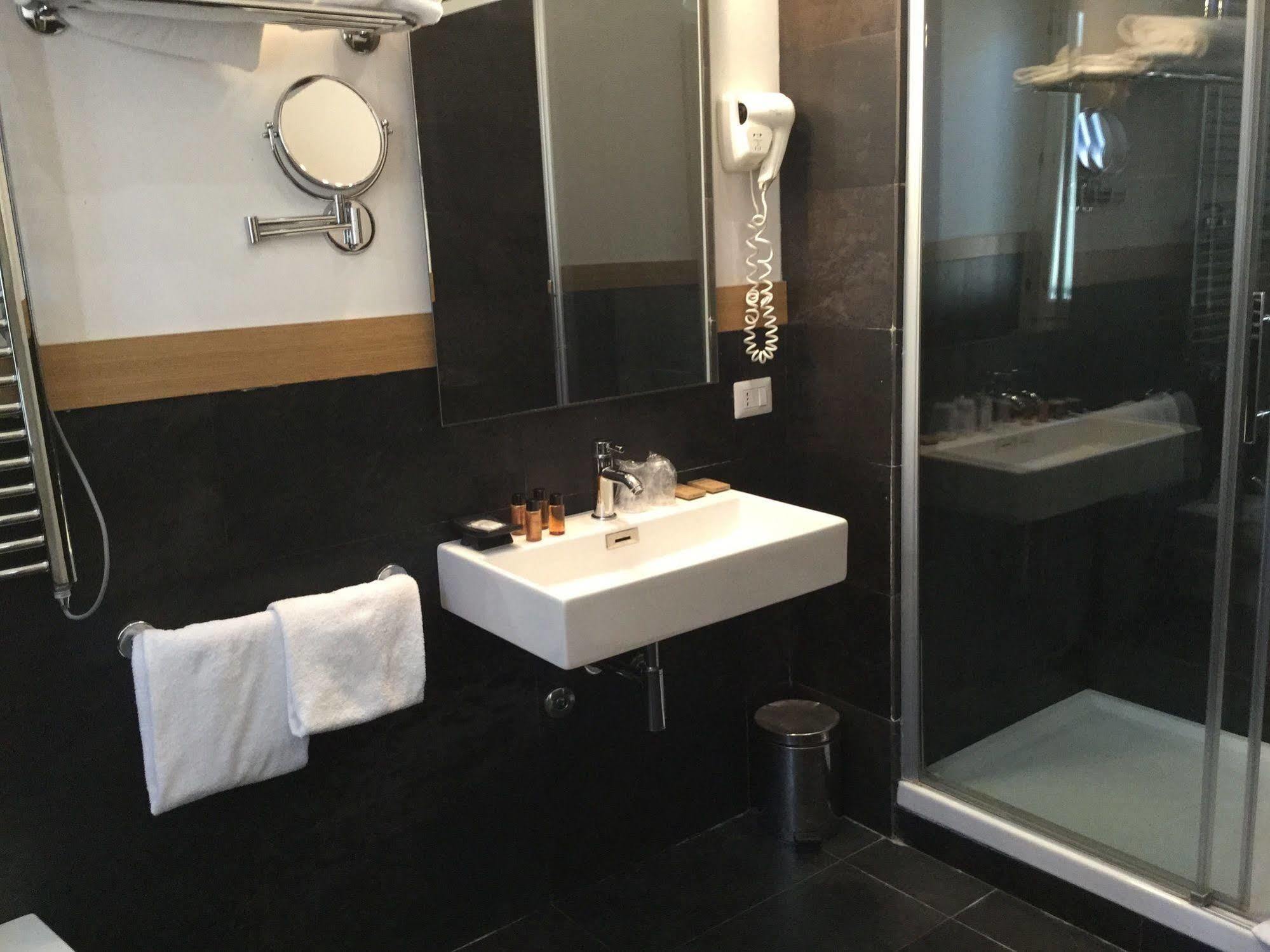 Rhome Terminal Guest House Rome Luaran gambar