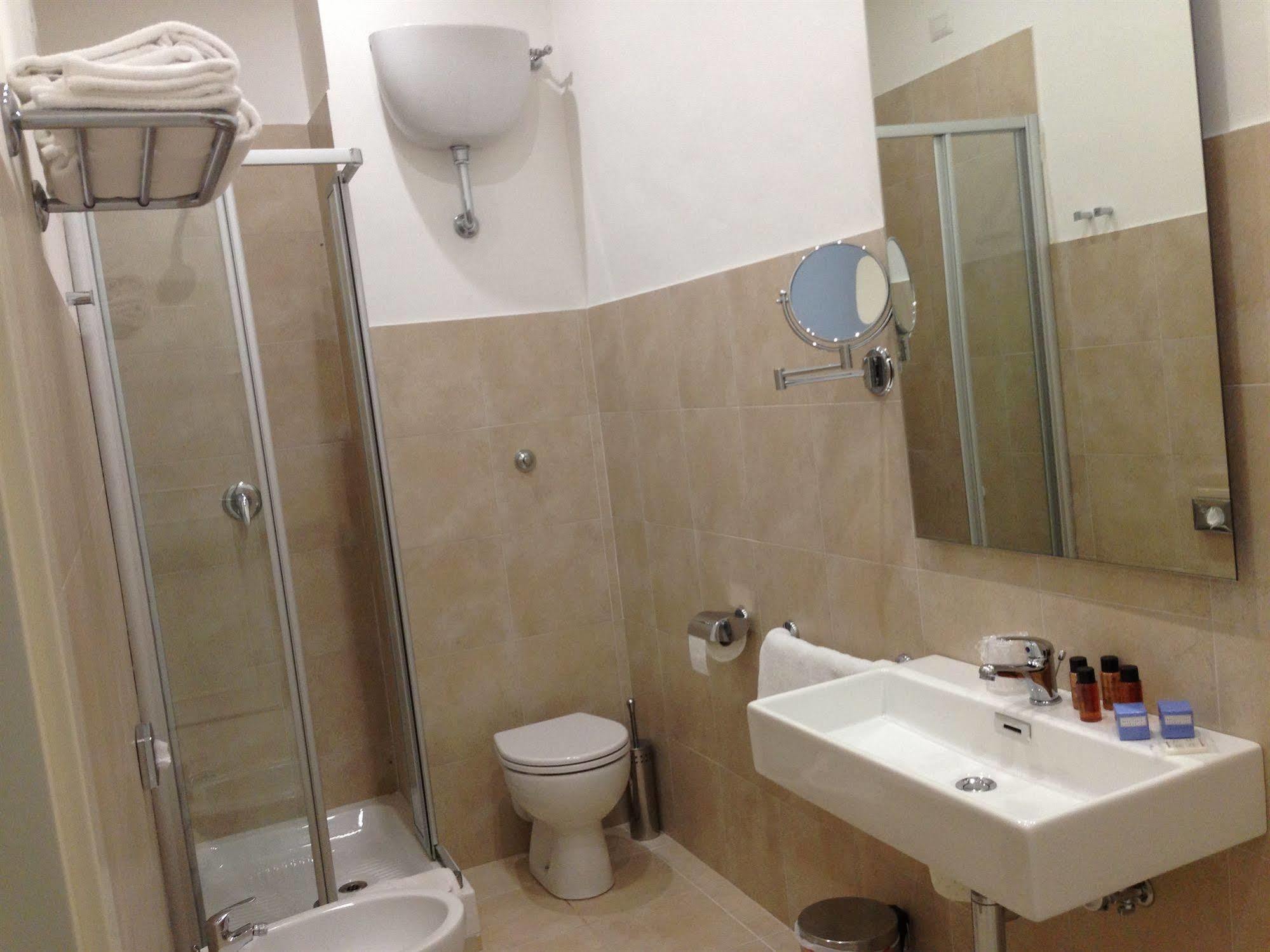 Rhome Terminal Guest House Rome Luaran gambar